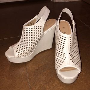 Chinese Laundry White Wedge Sandal